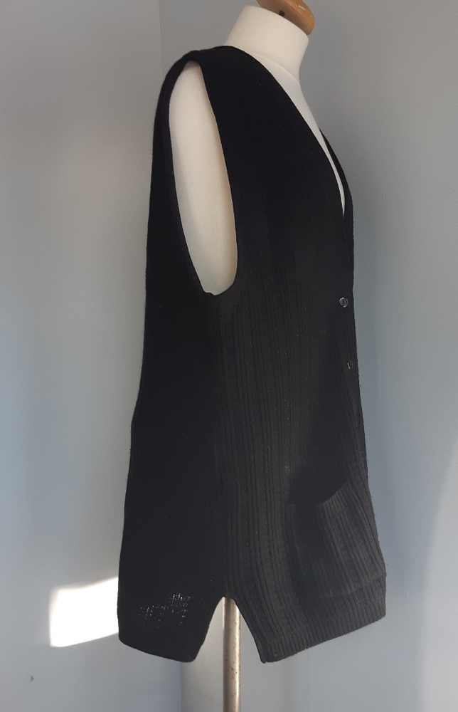 D'allaird's vintage short sleeves vest